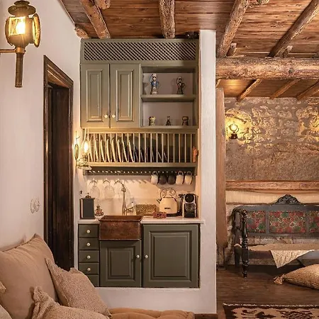 1813 Painters Stone Shelter *